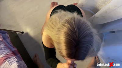 หัวแดง ดูด หำ และ ร่วมเพศ ขึ้น ได้รับ สำเร็จความใคร่ บน ตูด ของเธอ